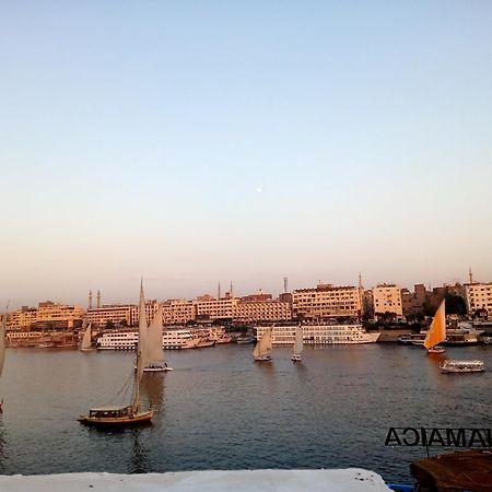 Mostafa Jamaica Guesthouse Aswan Exteriör bild