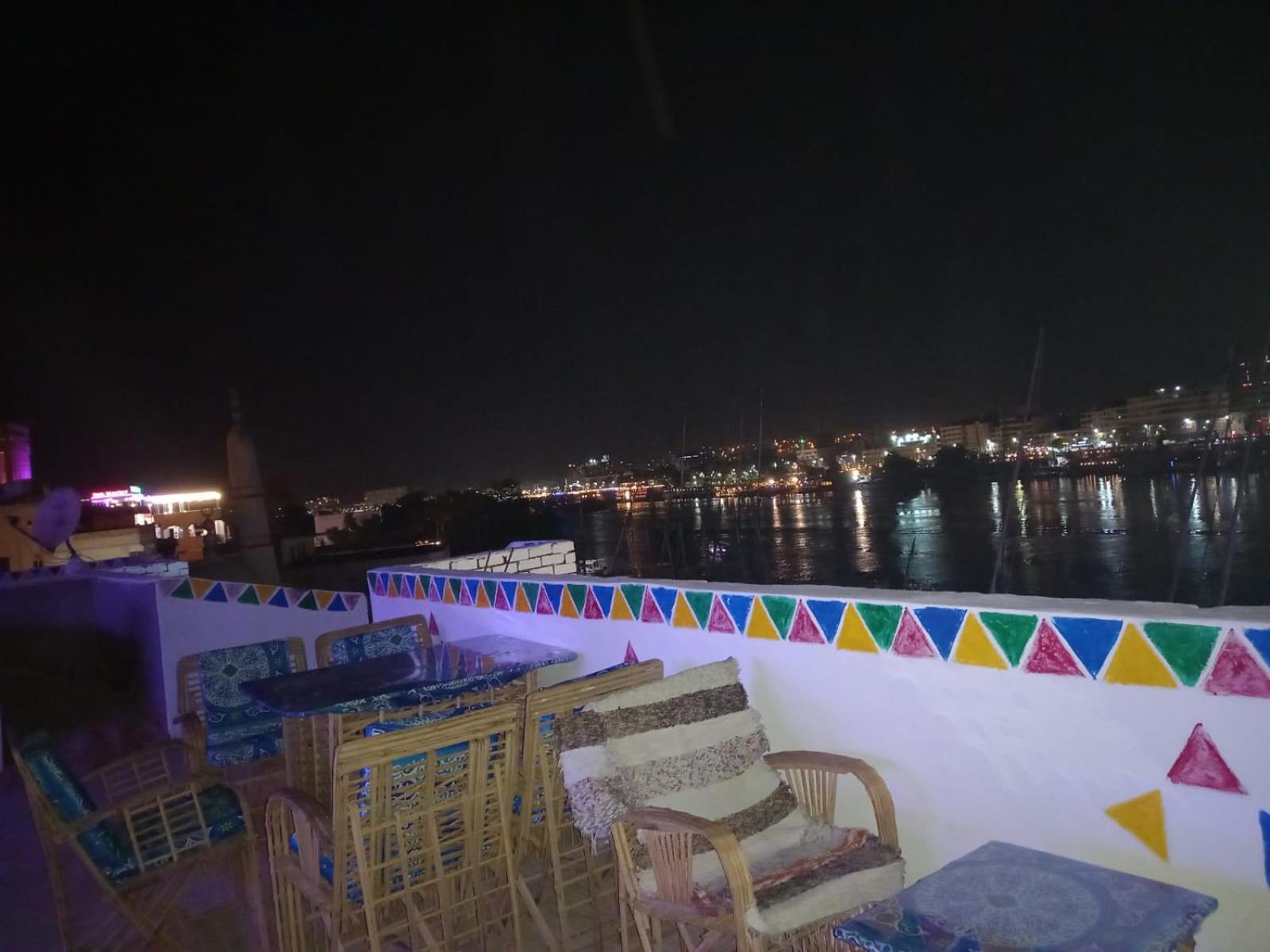 Mostafa Jamaica Guesthouse Aswan Rum bild