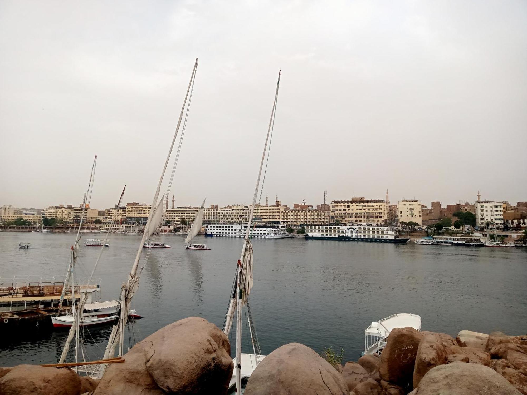 Mostafa Jamaica Guesthouse Aswan Rum bild