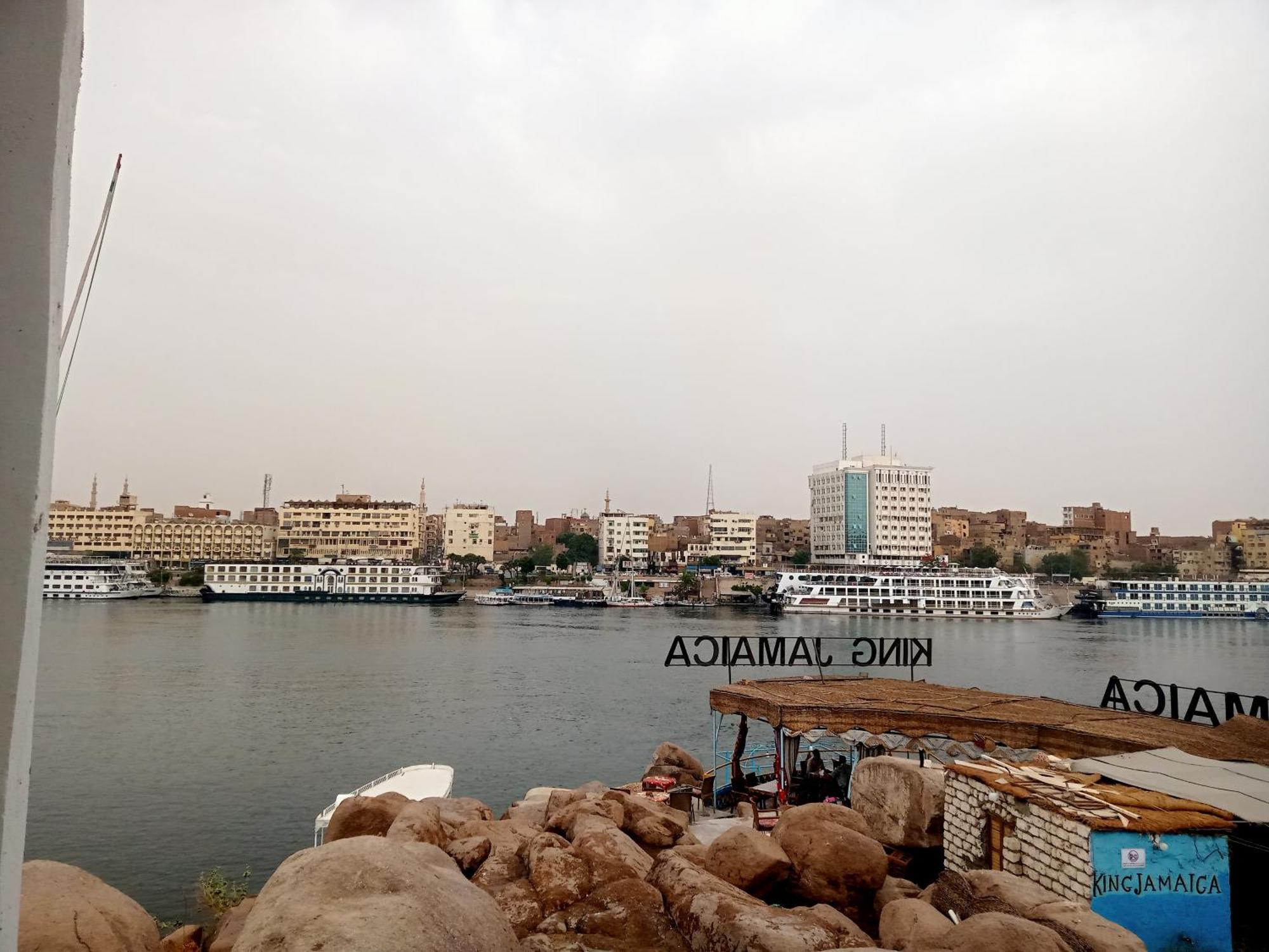 Mostafa Jamaica Guesthouse Aswan Rum bild