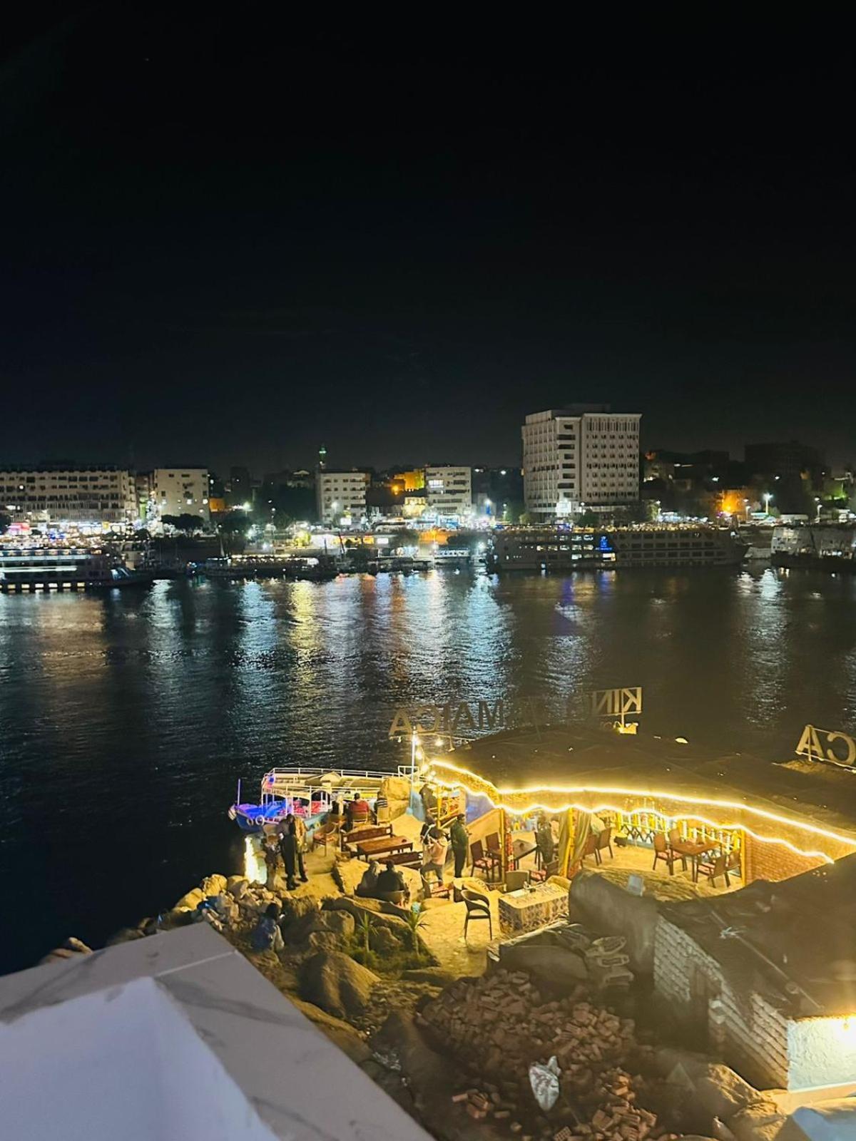 Mostafa Jamaica Guesthouse Aswan Exteriör bild