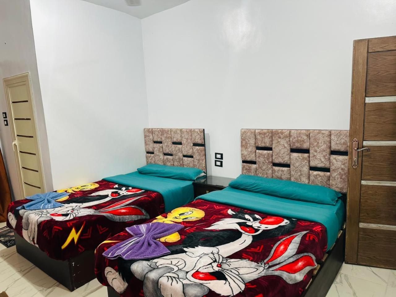 Mostafa Jamaica Guesthouse Aswan Rum bild